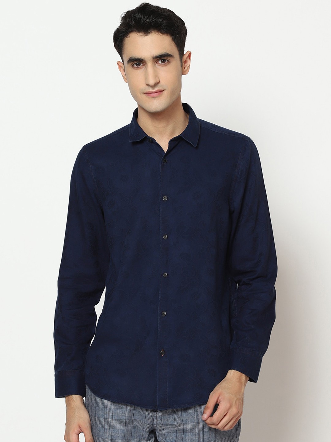 

Blackberrys Men Navy Blue Arise Regular Fit Self Design Casual Shirt