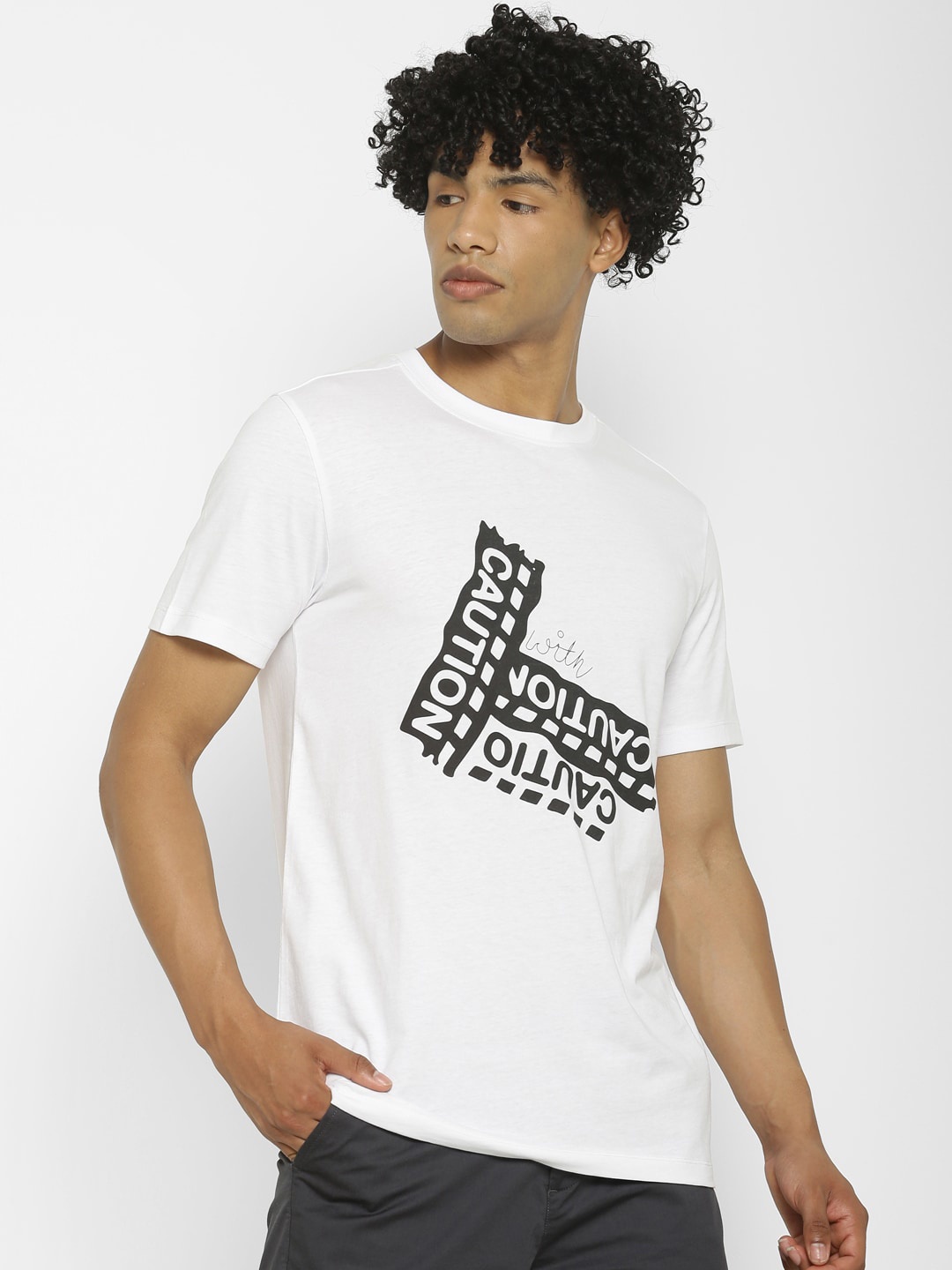 

FOREVER 21 Men White Printed Round Neck T-shirt
