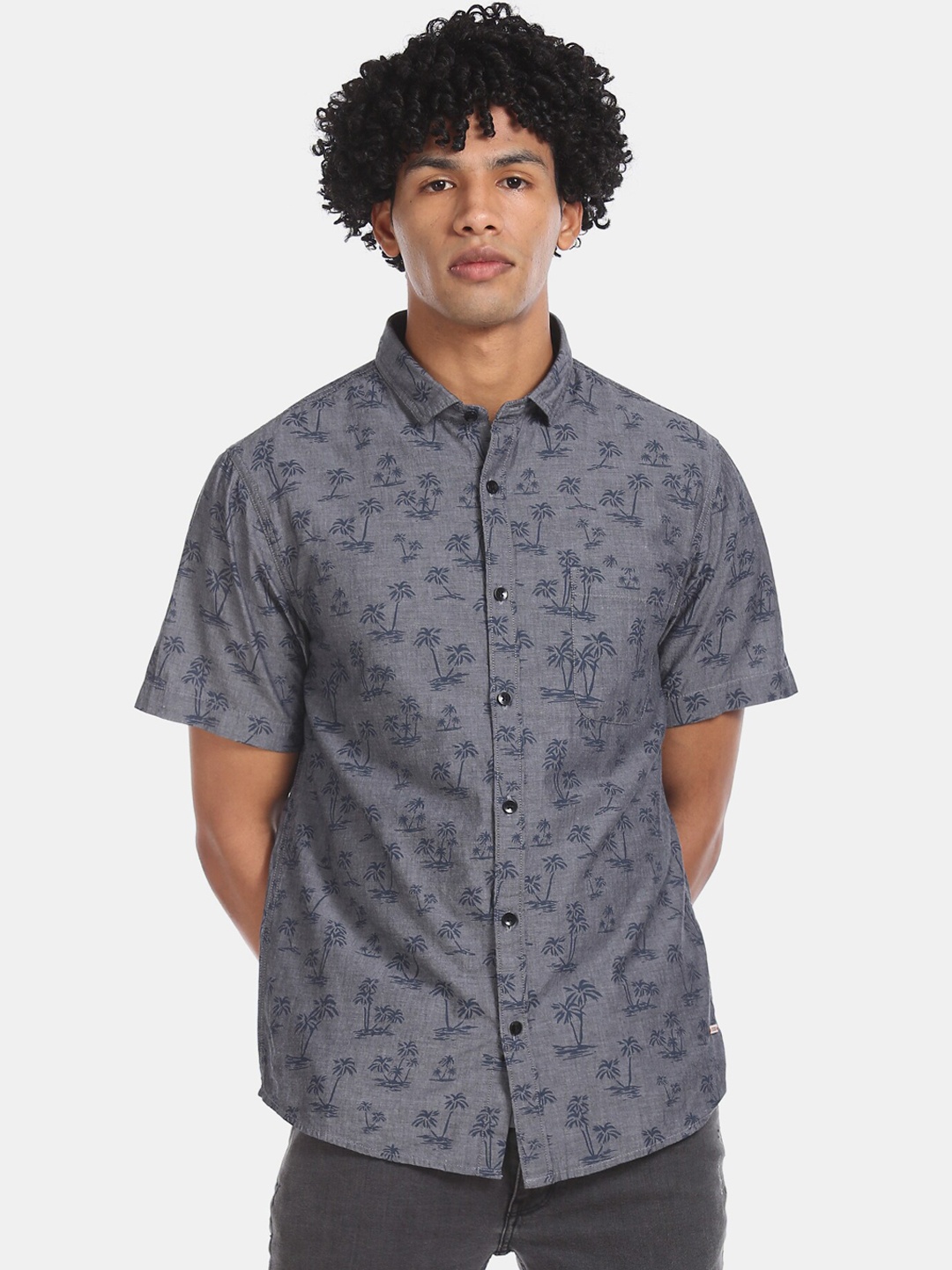 

Cherokee Men Grey Regular Fit Printed Cotton Casual Shirt
