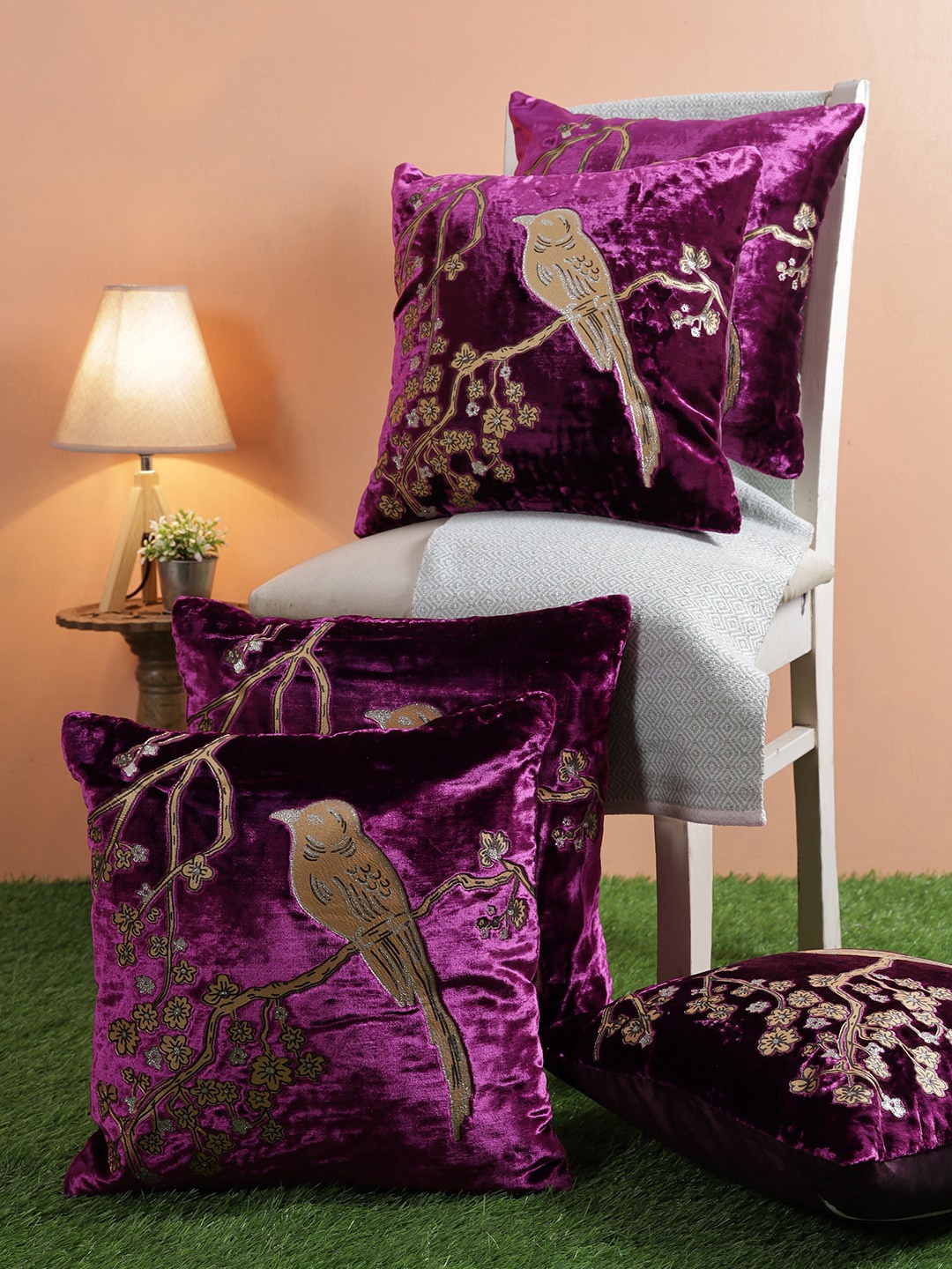 

ROMEE Purple & Gold-Toned Set of 5 Velvet Floral Square Cushion Covers