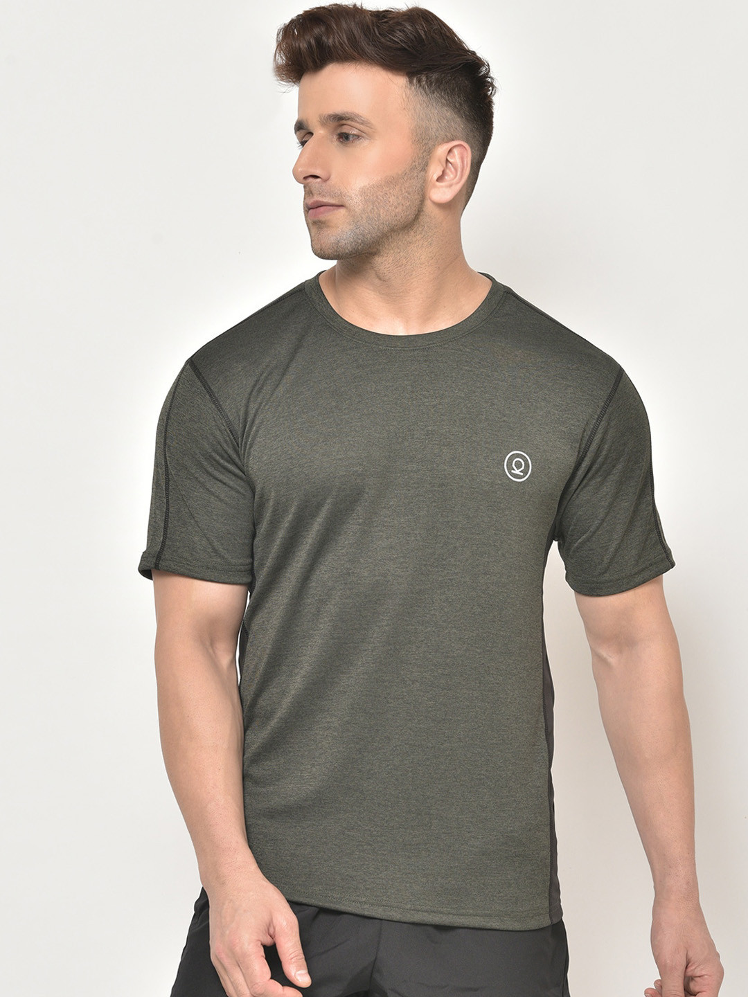 

CHKOKKO Men Olive Green Solid Round Neck Dry Fit Gym T-shirt