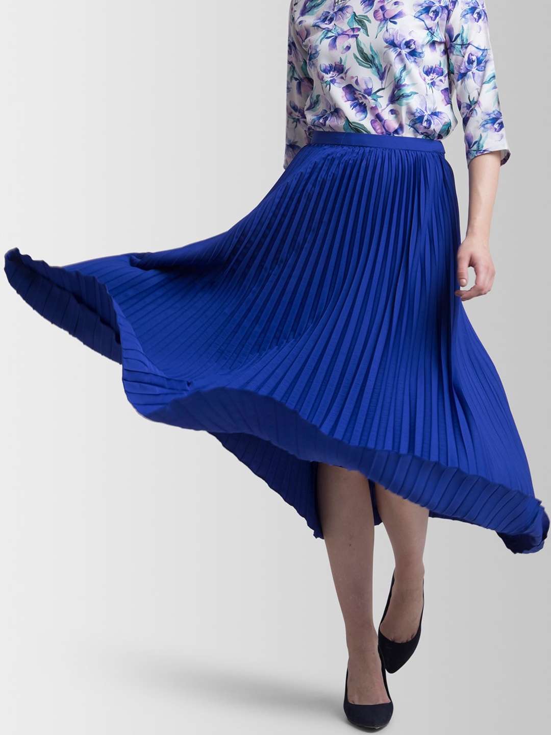

FableStreet Blue Accordion Pleated Flared Skirts