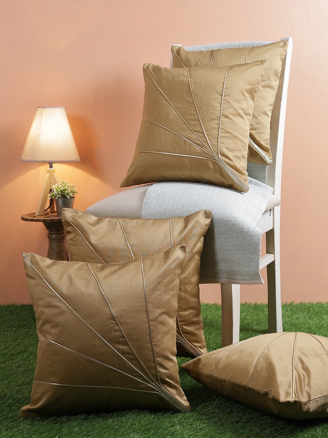 ROMEE Beige & Gold-Toned Set of 5 Embellished Square Cushion Covers