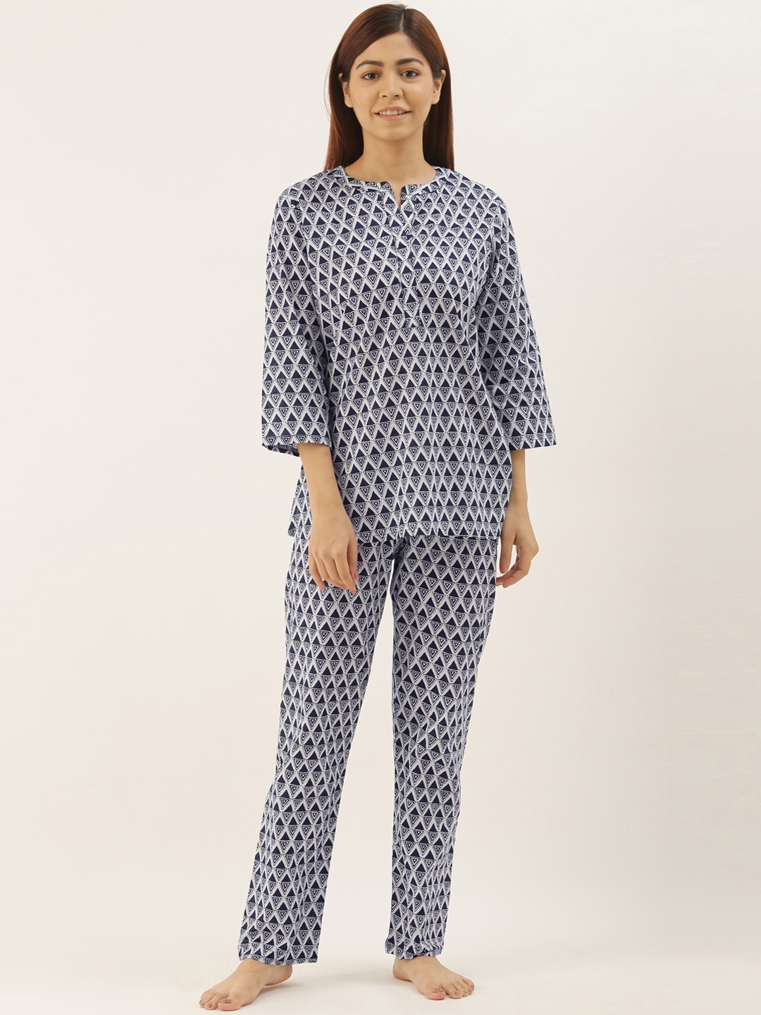 

Bannos Swagger Women Off-White & Navy Blue Printed Cotton Night Suit