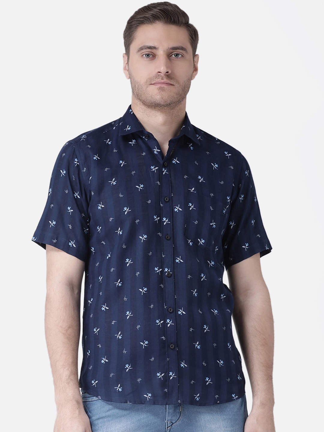 

Zeal Men Navy Blue Regular Fit Printed Casual Shirt