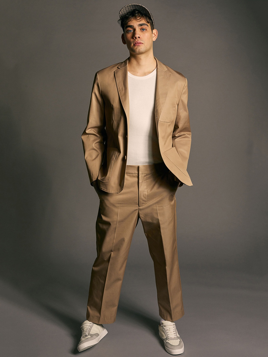 

H&M Men Beige Suit Sustainable Trousers