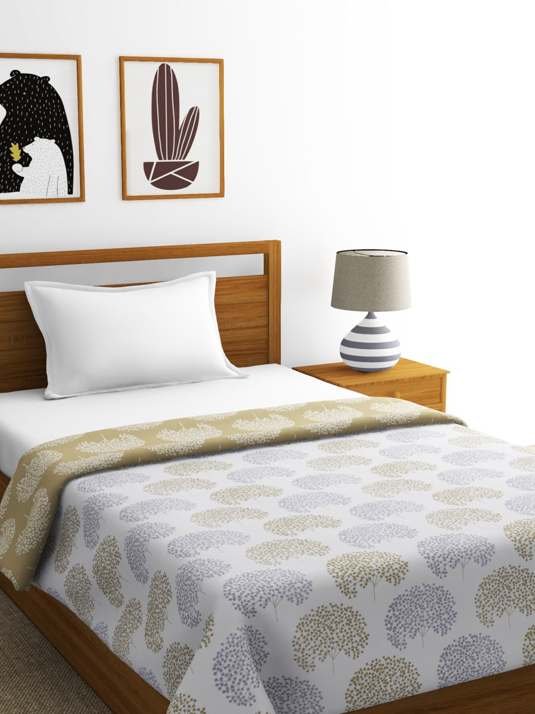 

BIANCA Beige & White Ethnic Motifs AC Room 300 GSM Single Bed Dohar