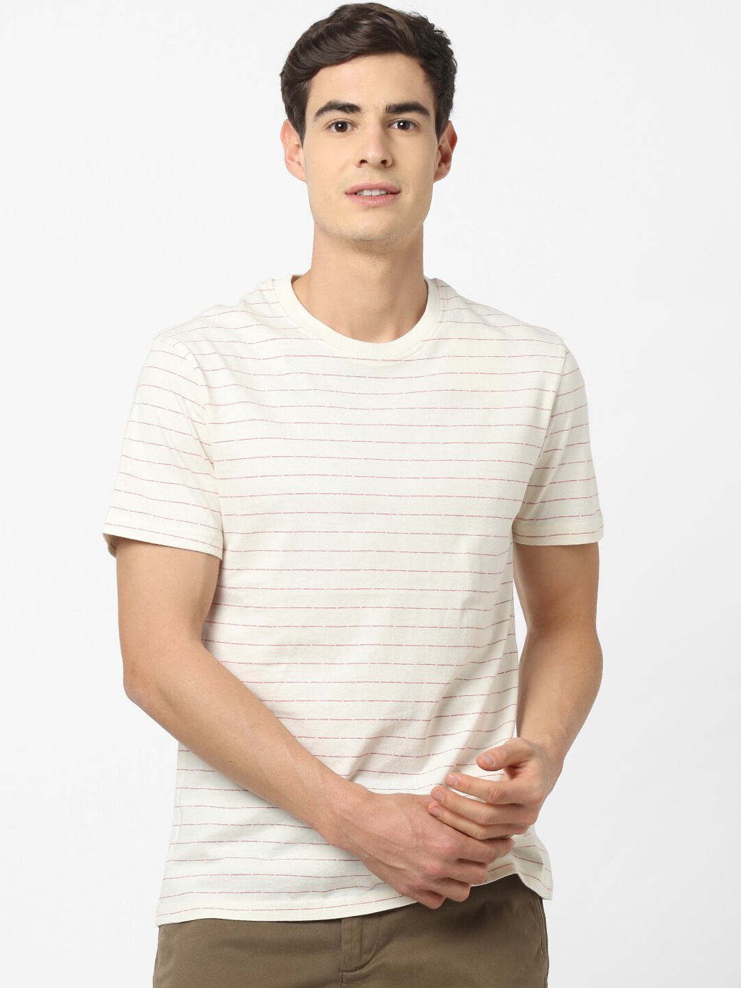 

Celio Men White Pink Striped Round Neck Pure Cotton T-shirt