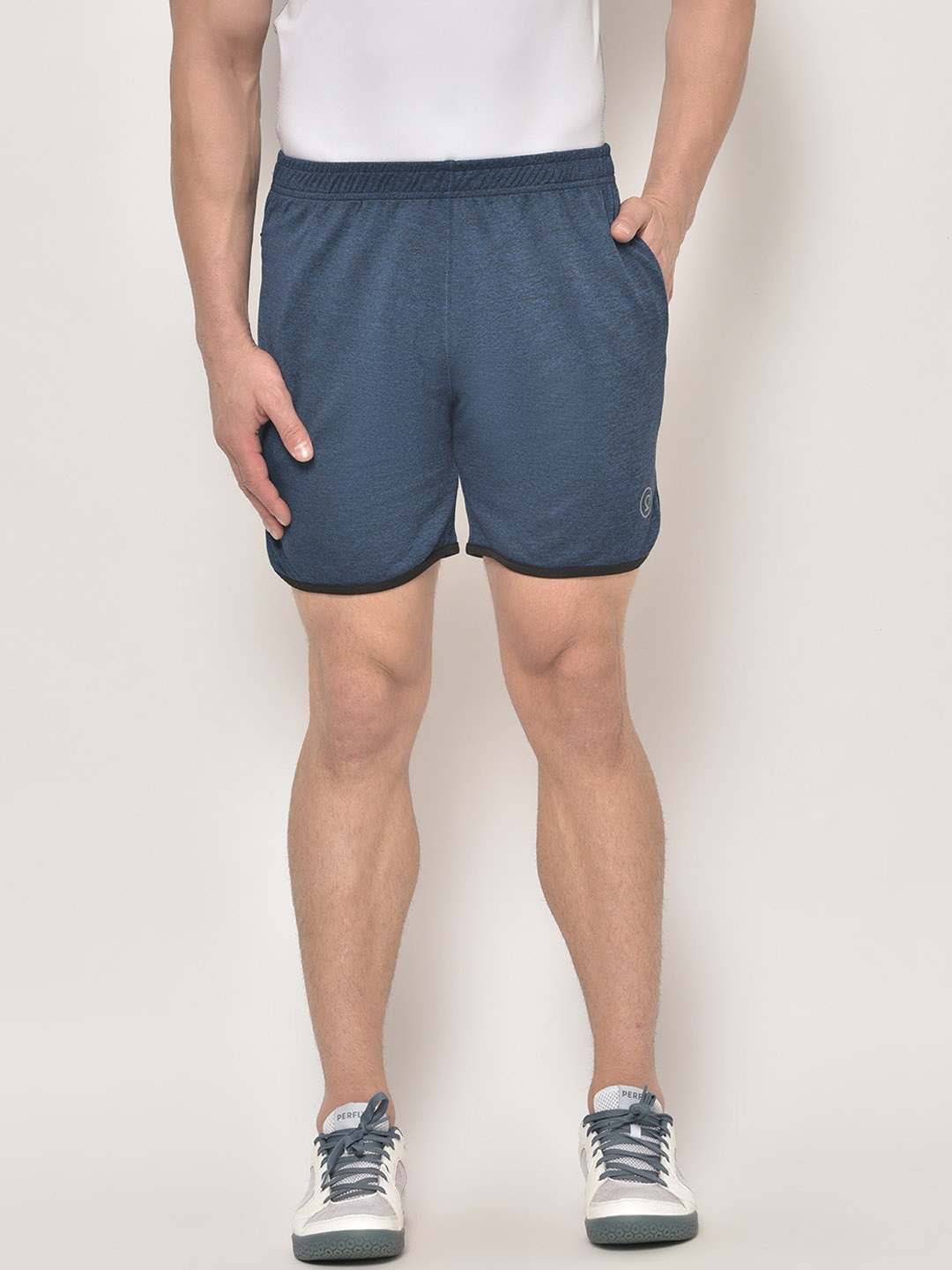 

CHKOKKO Men Blue Solid Regular Fit Running Shorts