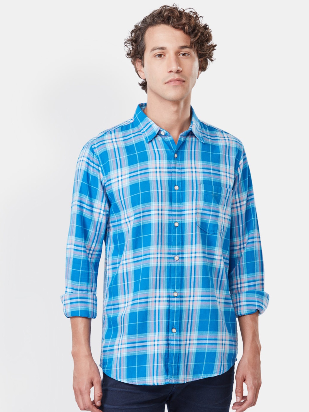 

Pepe Jeans Men Blue Regular Fit Checked Casual Shirt