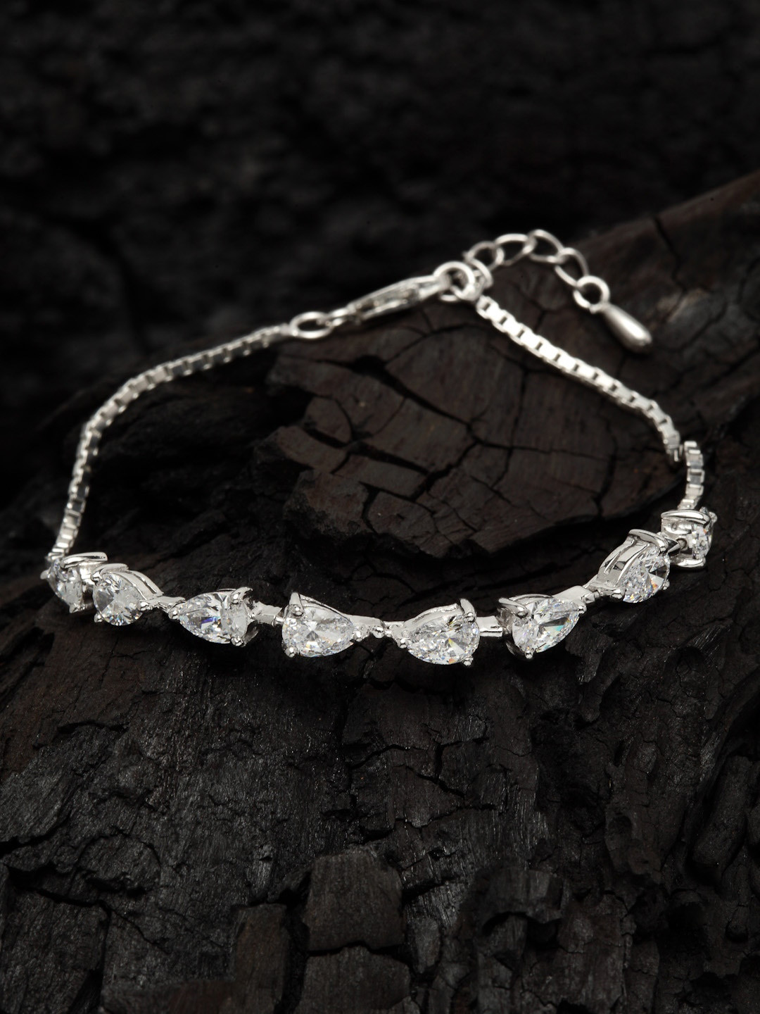 

Clara Women Silver-Toned & White Sterling Silver Cubic Zirconia Rhodium-Plated Link Bracelet