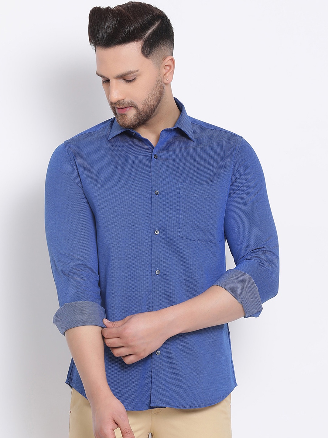 

Turtle Men Blue Slim Fit Solid Casual Shirt