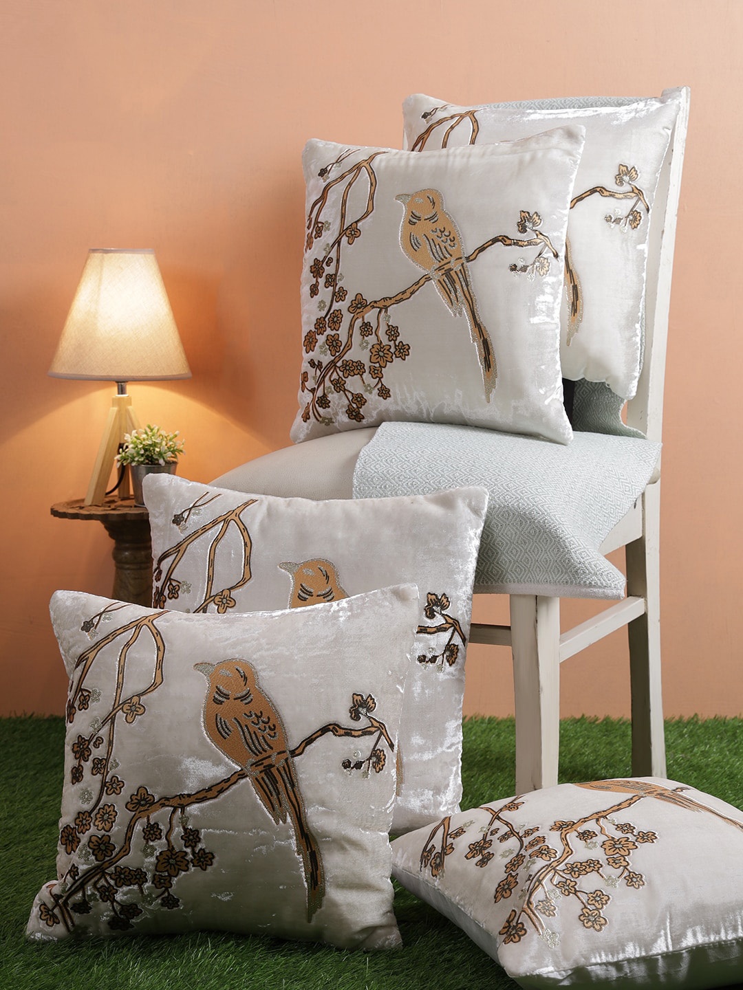 

ROMEE White & Gold-Toned Set of 5 Ethnic Motifs Square Cushion Covers