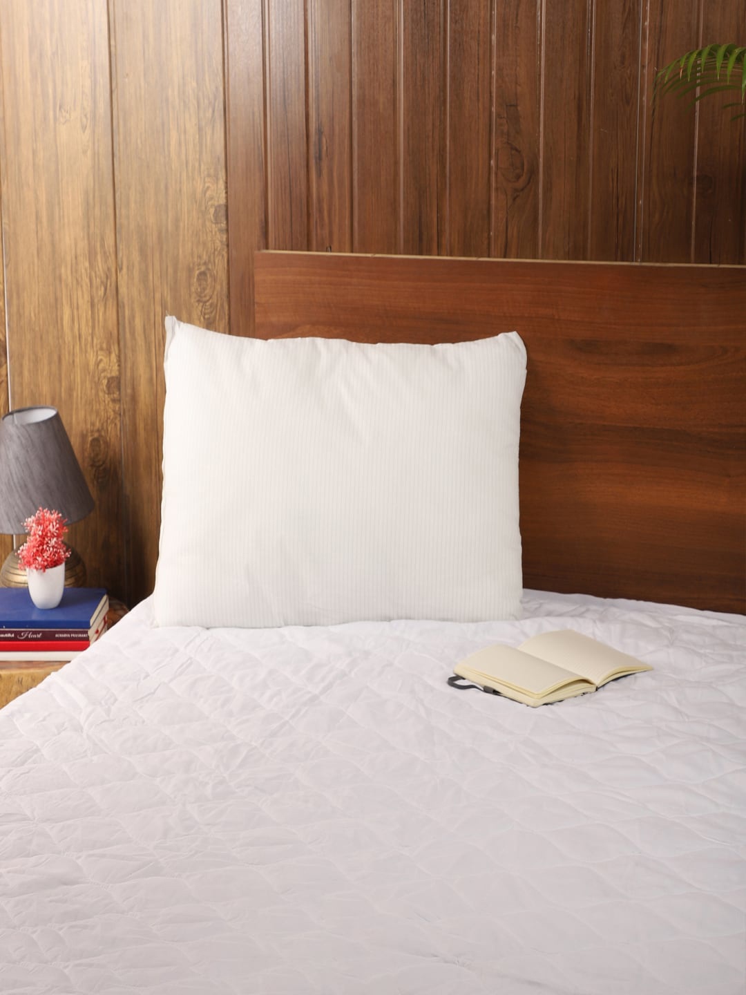 

MFD HOME FURNISHING White Striped Sleep Pillow