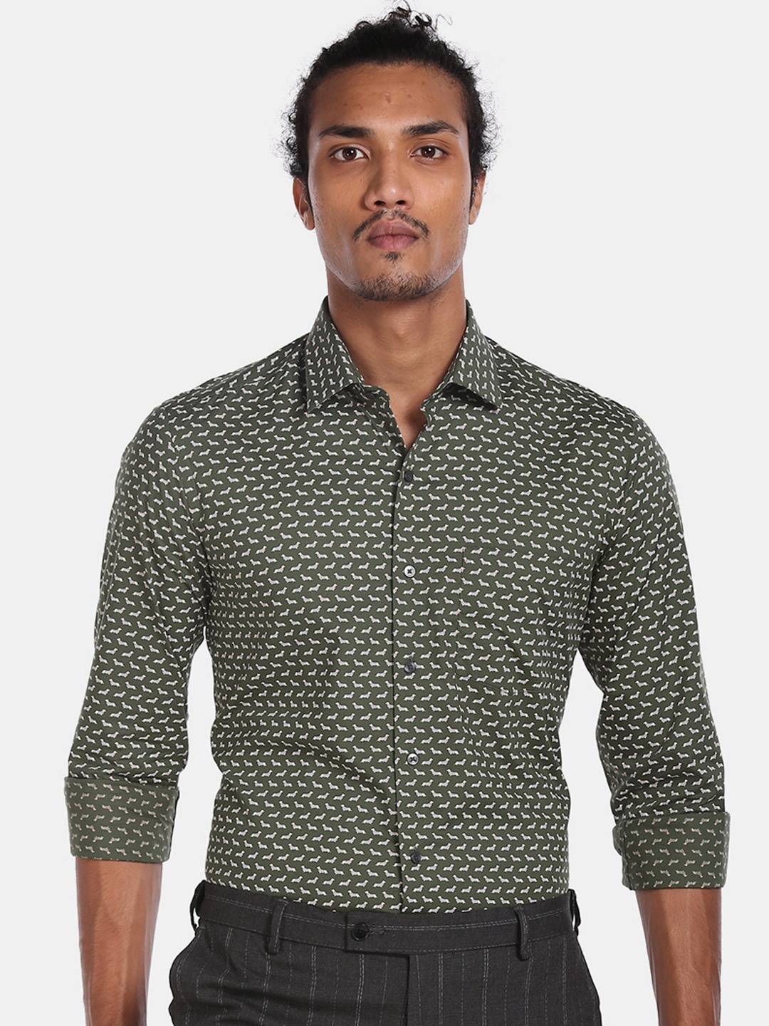 

Arrow Men Green Slim Fit Printed Casual Shirt