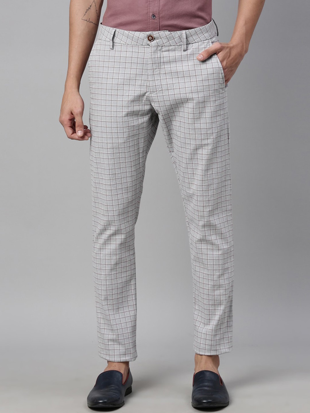 

RARE RABBIT Men Grey Regular Fit Checked Regular Trousers