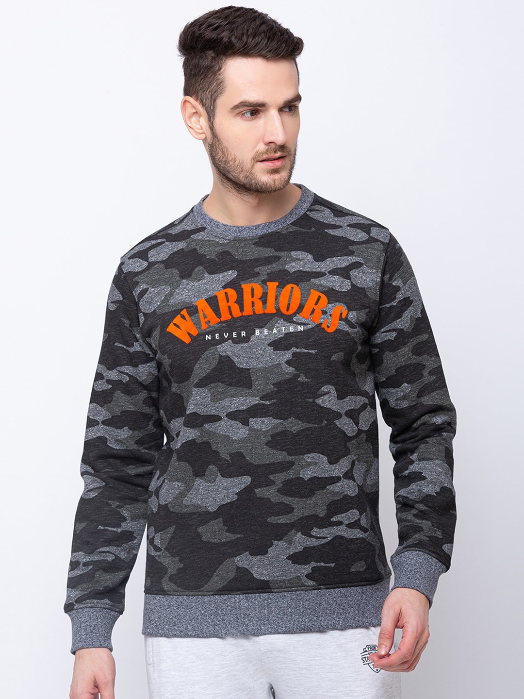 

Status Quo Men Black & Grey Printed Slim Fit Sweatshirt