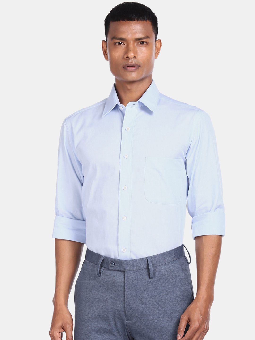 

Arrow Men Blue Regular Fit Striped Casual Shirt