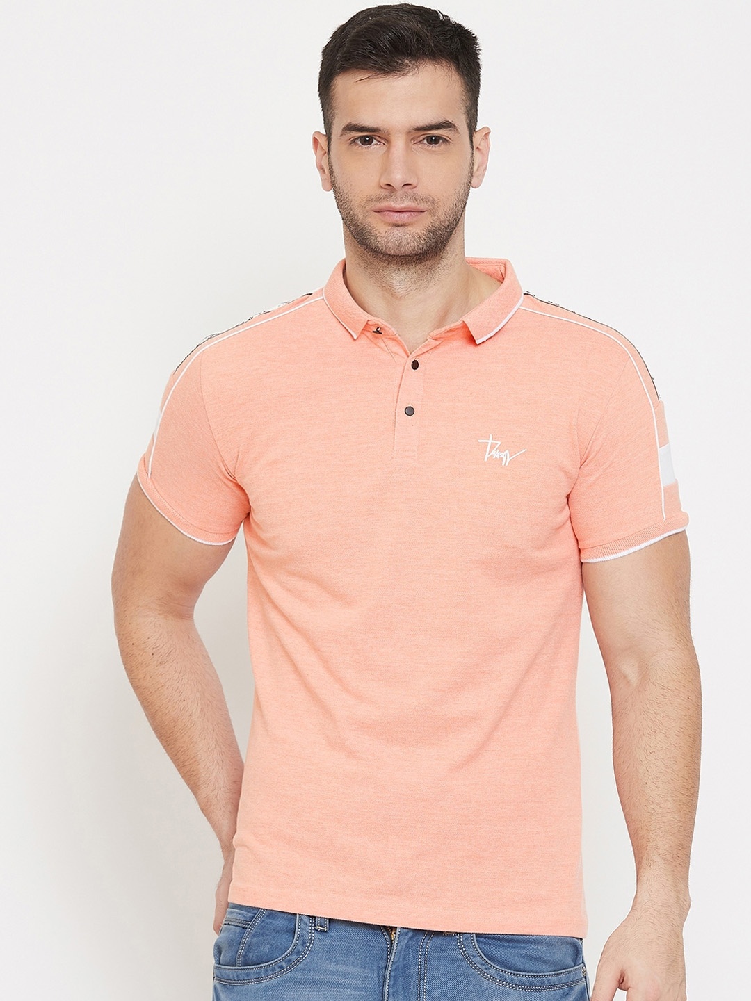 

QUBIC Men Orange Solid Polo Collar T-shirt