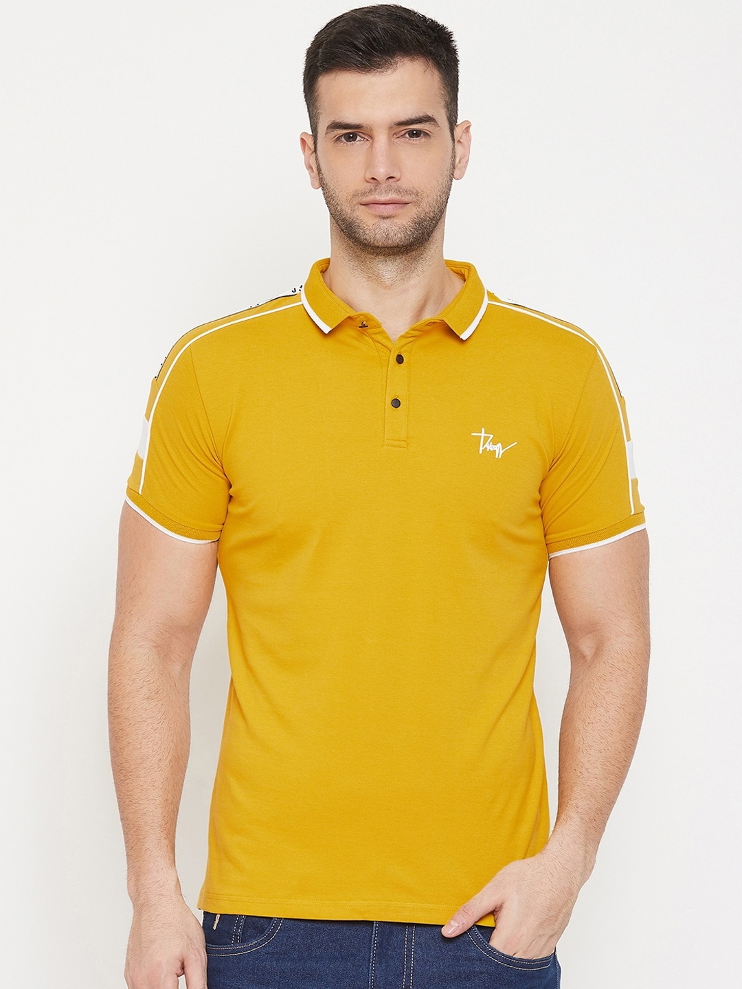 

QUBIC Men Mustard Solid Polo Collar T-shirt