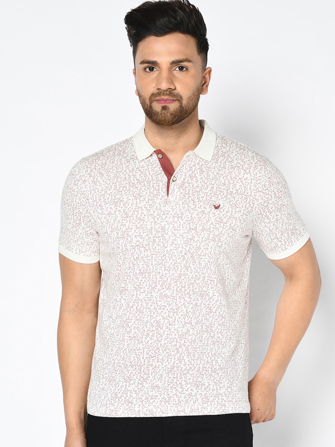 

Blackberrys Men Off-White Printed Polo Collar T-shirt
