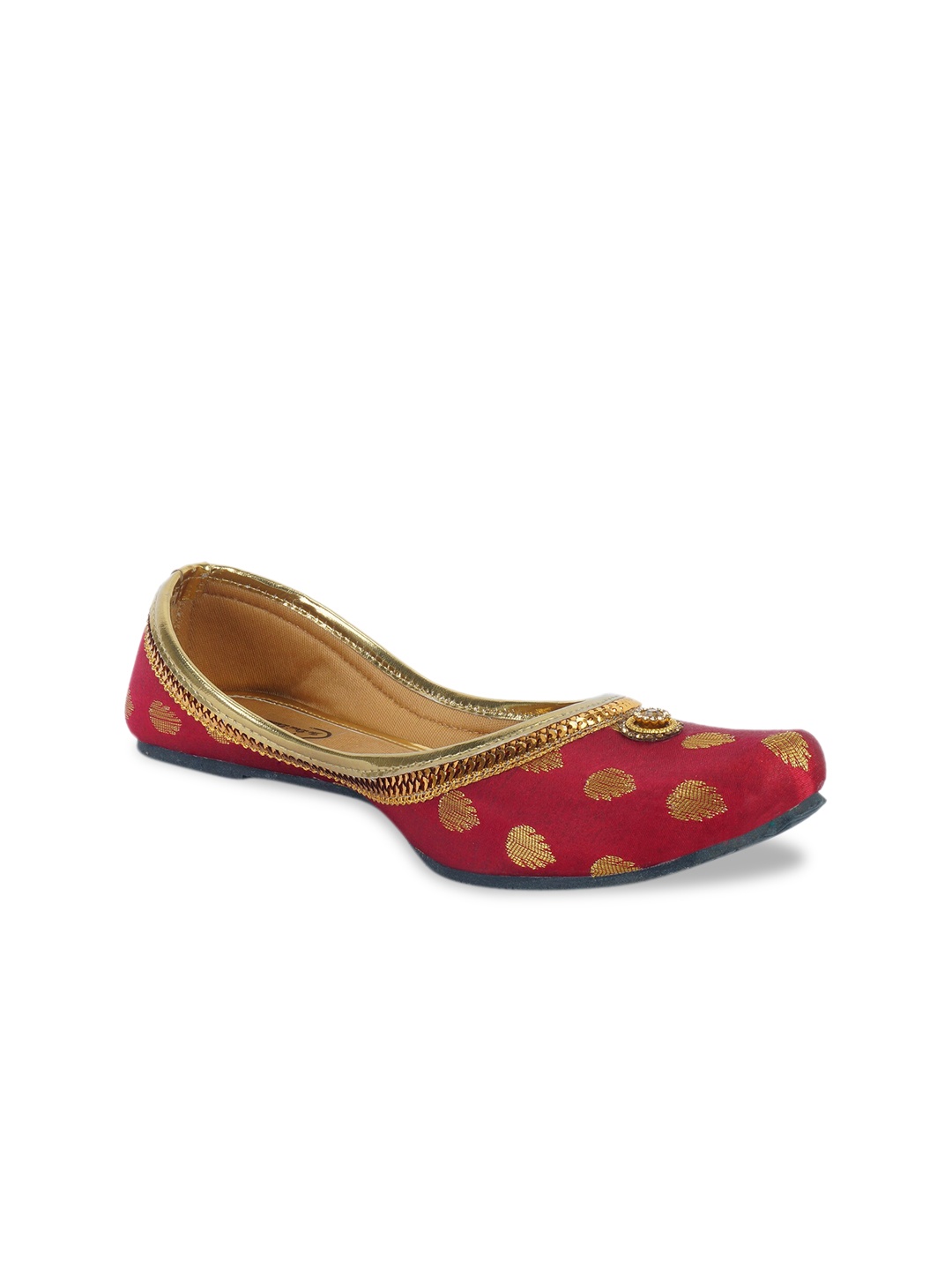 

The Desi Dulhan Women Maroon Woven Design Mojaris