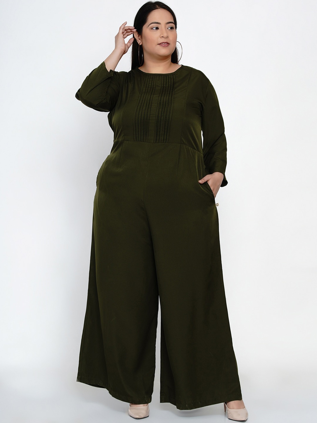 

Fabnest Curve Women Plus Size Olive Green Solid Basic Jumpsuit