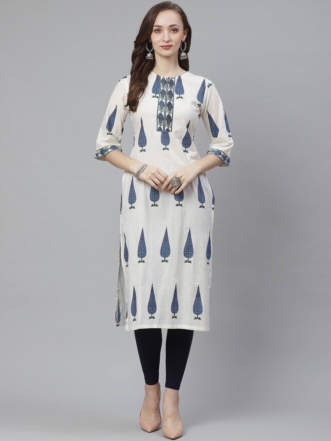 

Bhama Couture Women White & Blue Floral Printed Floral Kurta
