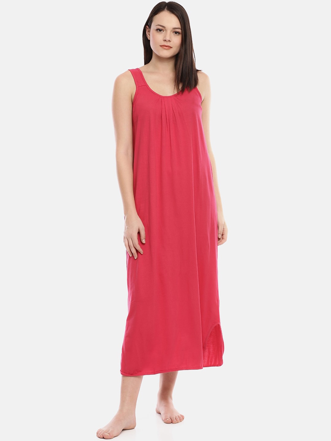 

GOLDSTROMS Fuchsia Solid Nightdress