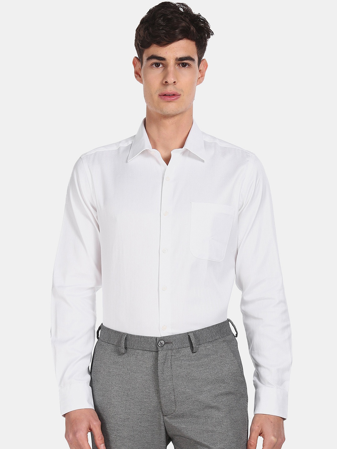 Arrow Men White Slim Fit Solid Formal Shirt