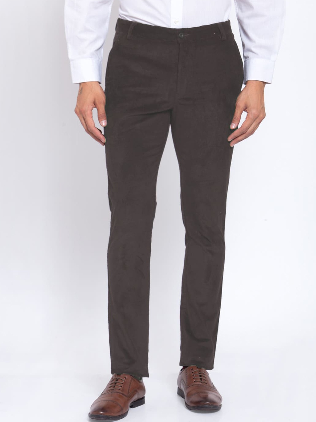

KLOTTHE Men Brown Slim Fit Solid Regular Trousers