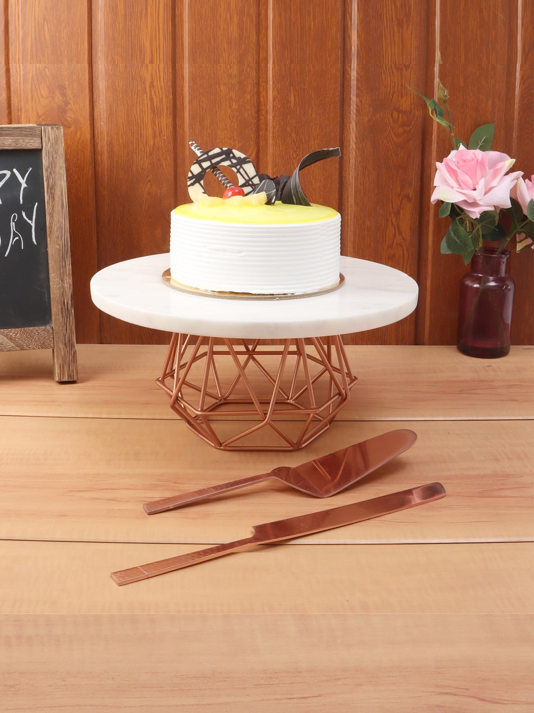 

NikkisPride White & Copper-Toned Marble Cake Stand With Cutlery
