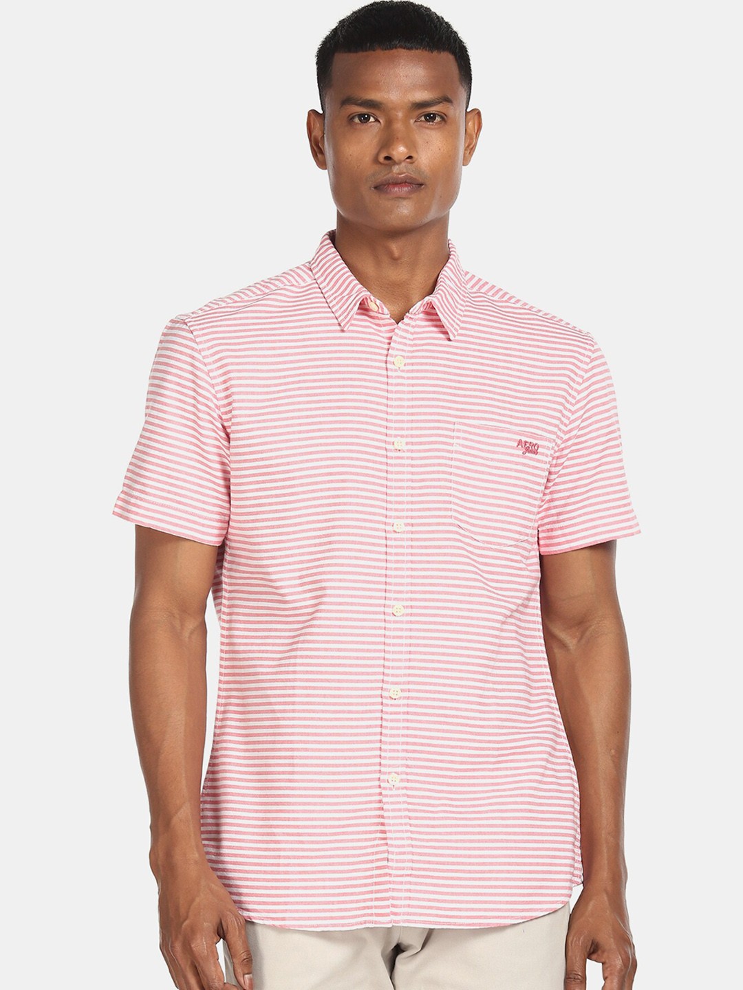 

Aeropostale Men Pink & Off-White Regular Fit Striped Casual Shirt