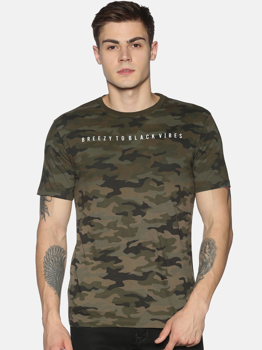 

UrGear Men Olive Green Camouflage Printed Round Neck T-shirt