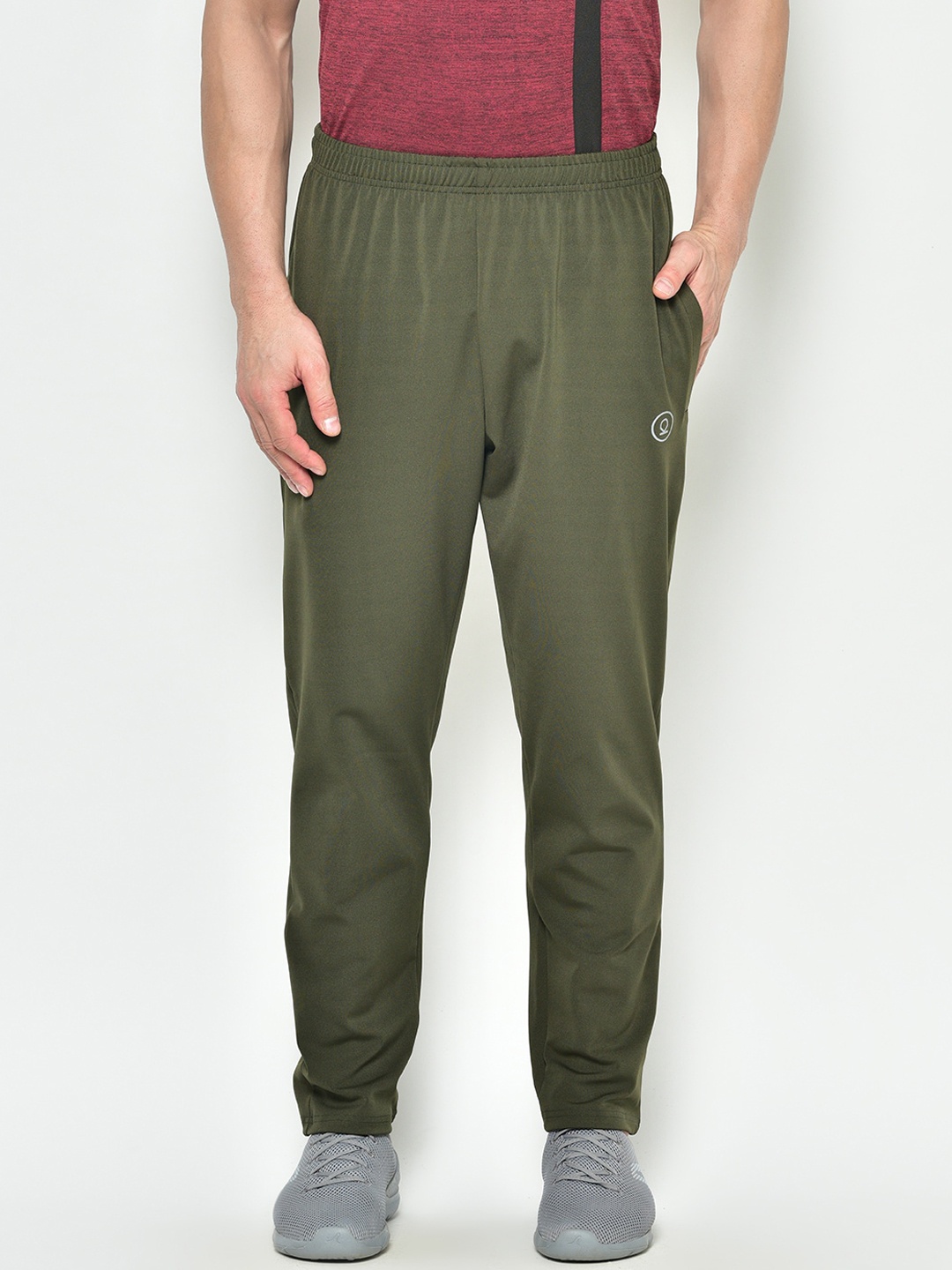 

CHKOKKO Men Olive Green Solid Straight Fit Track Pants