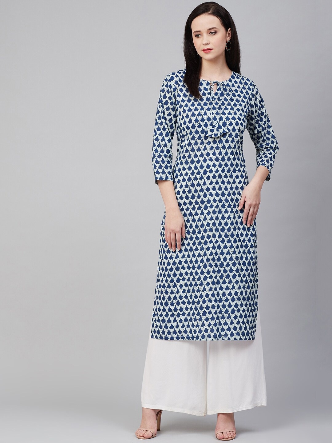 

Bhama Couture Women Blue & White Printed Straight Kurta