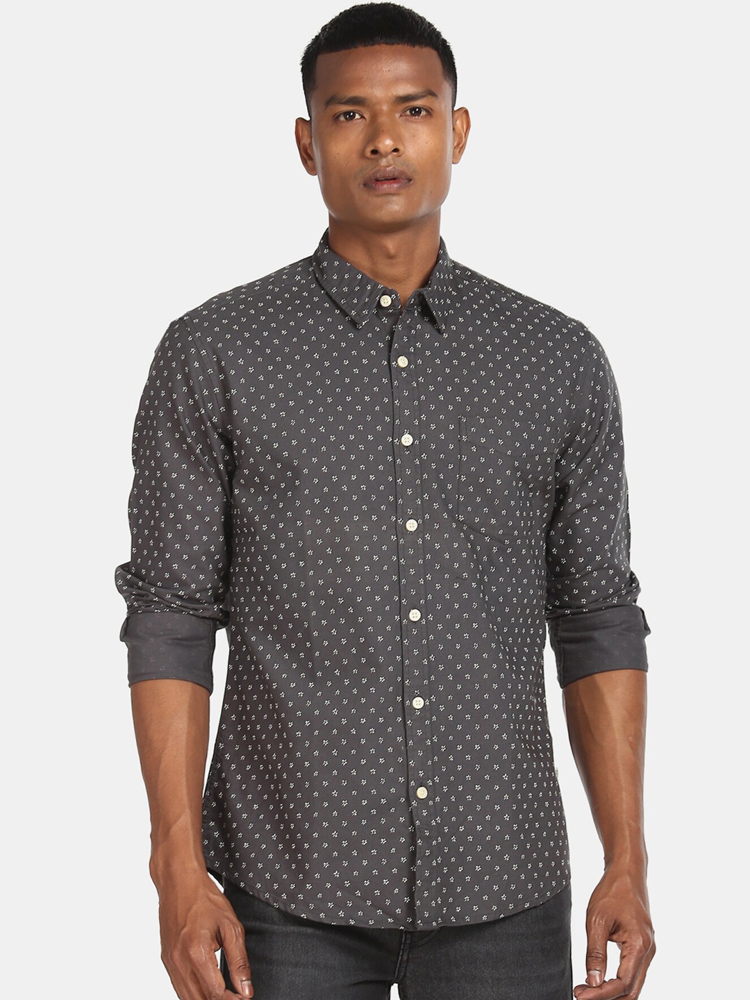 

Aeropostale Men Grey Regular Fit Printed Cotton Casual Shirt