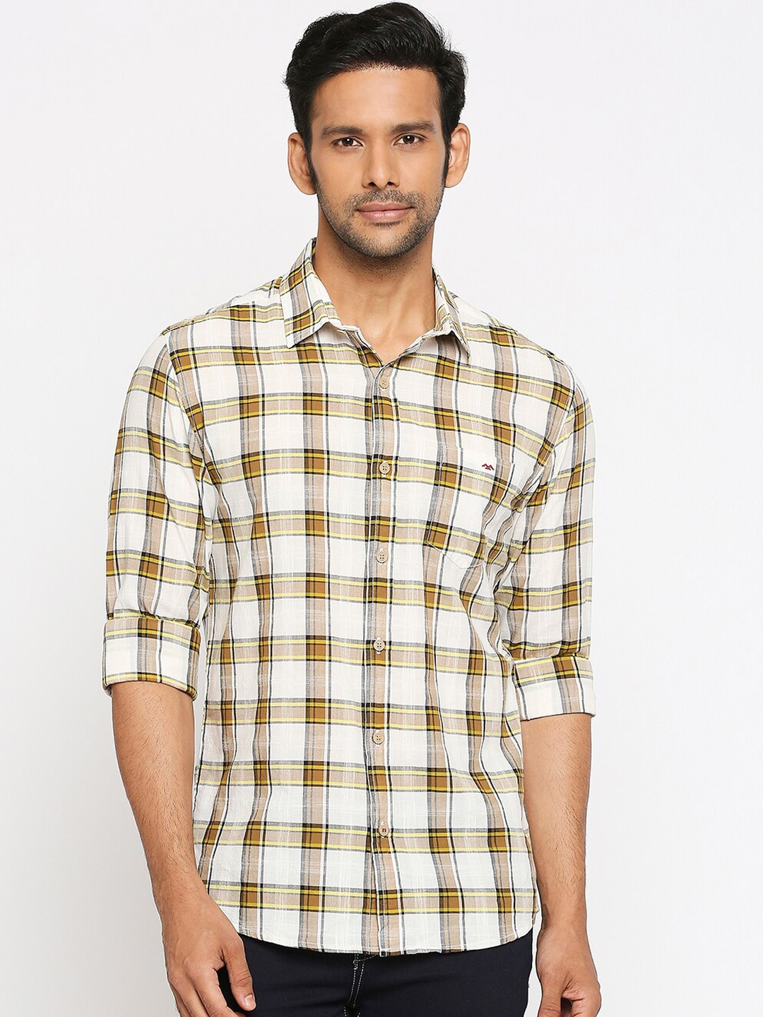 

Mufti Men Khaki Slim Fit Checked Casual Shirt