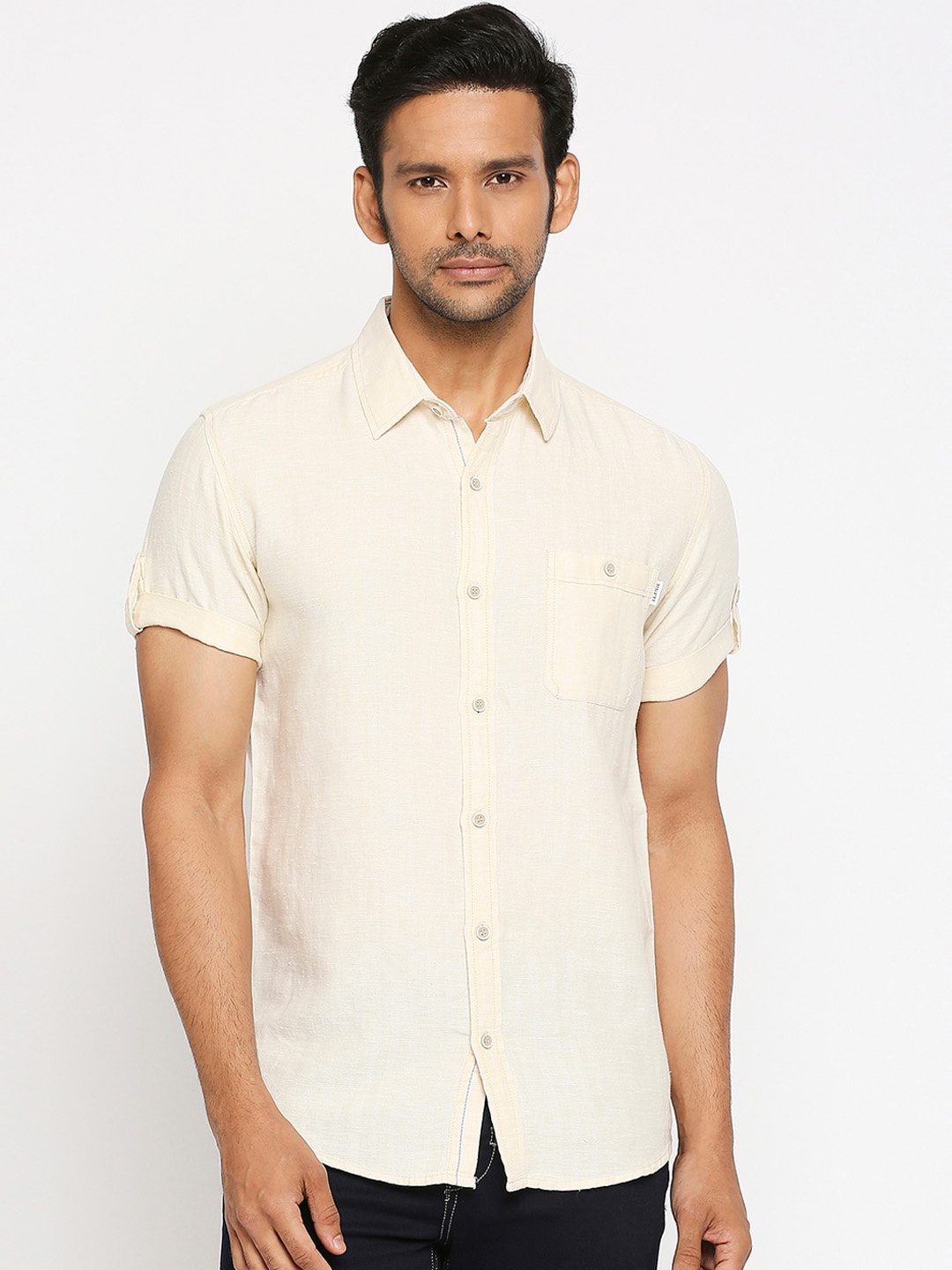 

Mufti Men Cream-Coloured Slim Fit Solid Casual Shirt