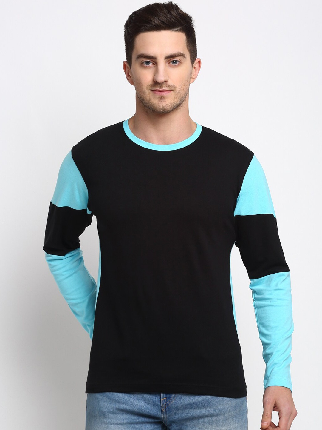 Friskers Men Black Blue Colourblocked Round Neck Cotton Pure Cotton T-shirt