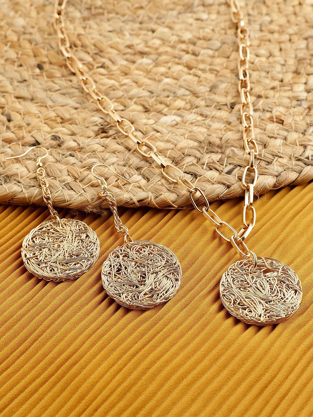 

STREET 9 Gold-Plated Coin Jewellery Set