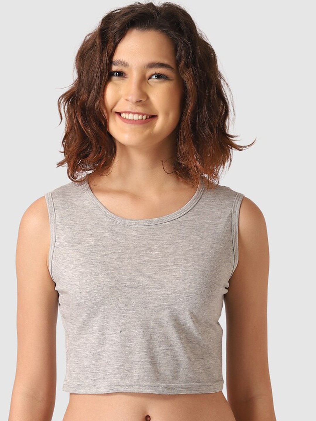 

Vemante Grey Pure Cotton Solid Regular Crop Top