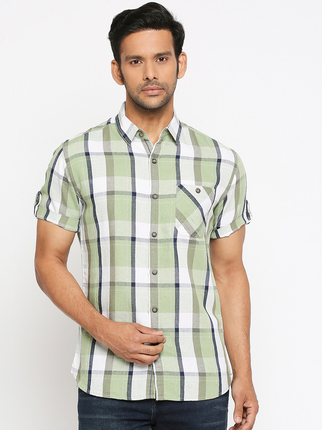 

Mufti Men White Slim Fit Checked Casual Shirt