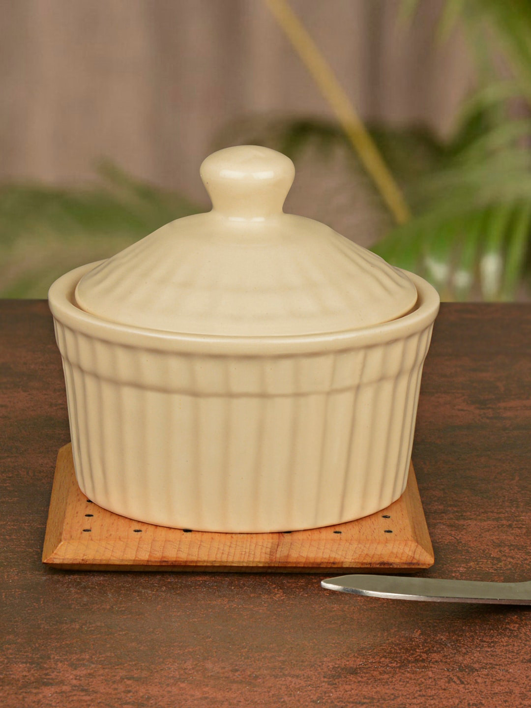 

StyleMyWay Off White Handcrafted Butter Pot with Lid