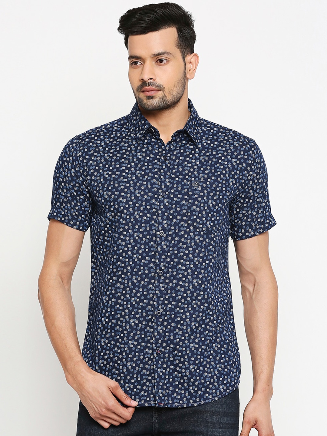 

Mufti Men Navy Blue Slim Fit Printed Casual Shirt