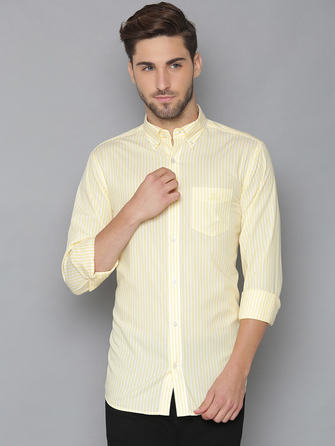 

GANT Men Yellow & Off-White Regular Fit Striped Casual Shirt