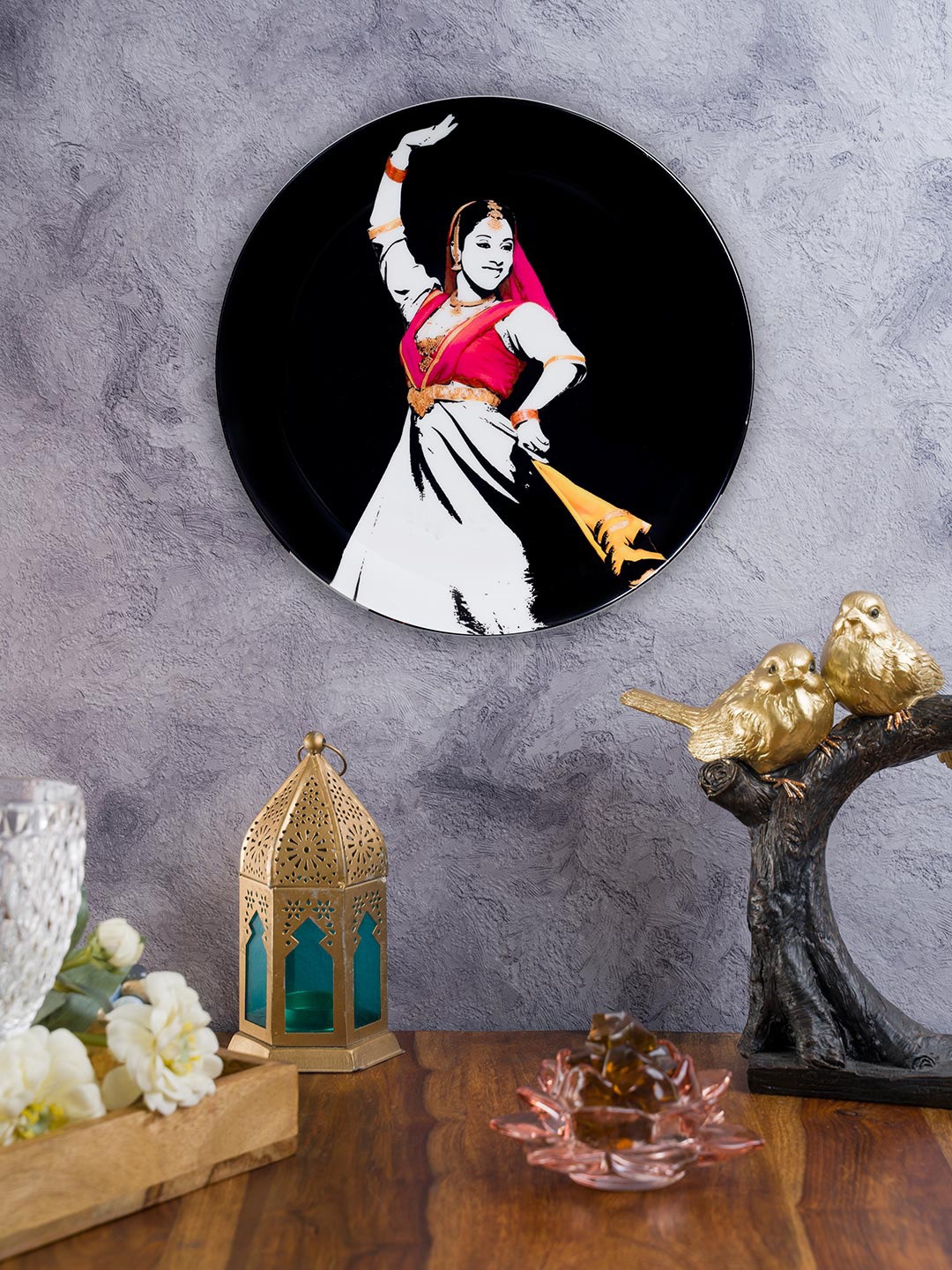 

KOLOROBIA White & Red Dances of India Kathak Printed Wall Plate