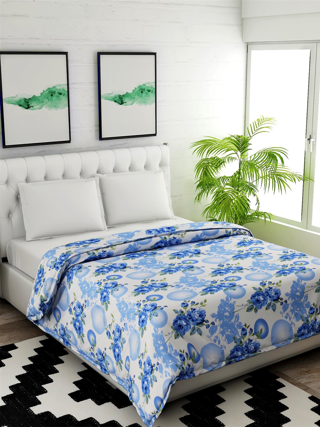 

Salona Bichona Off-White & Blue Floral Mild Winter 120 GSM Double Bed Comforter
