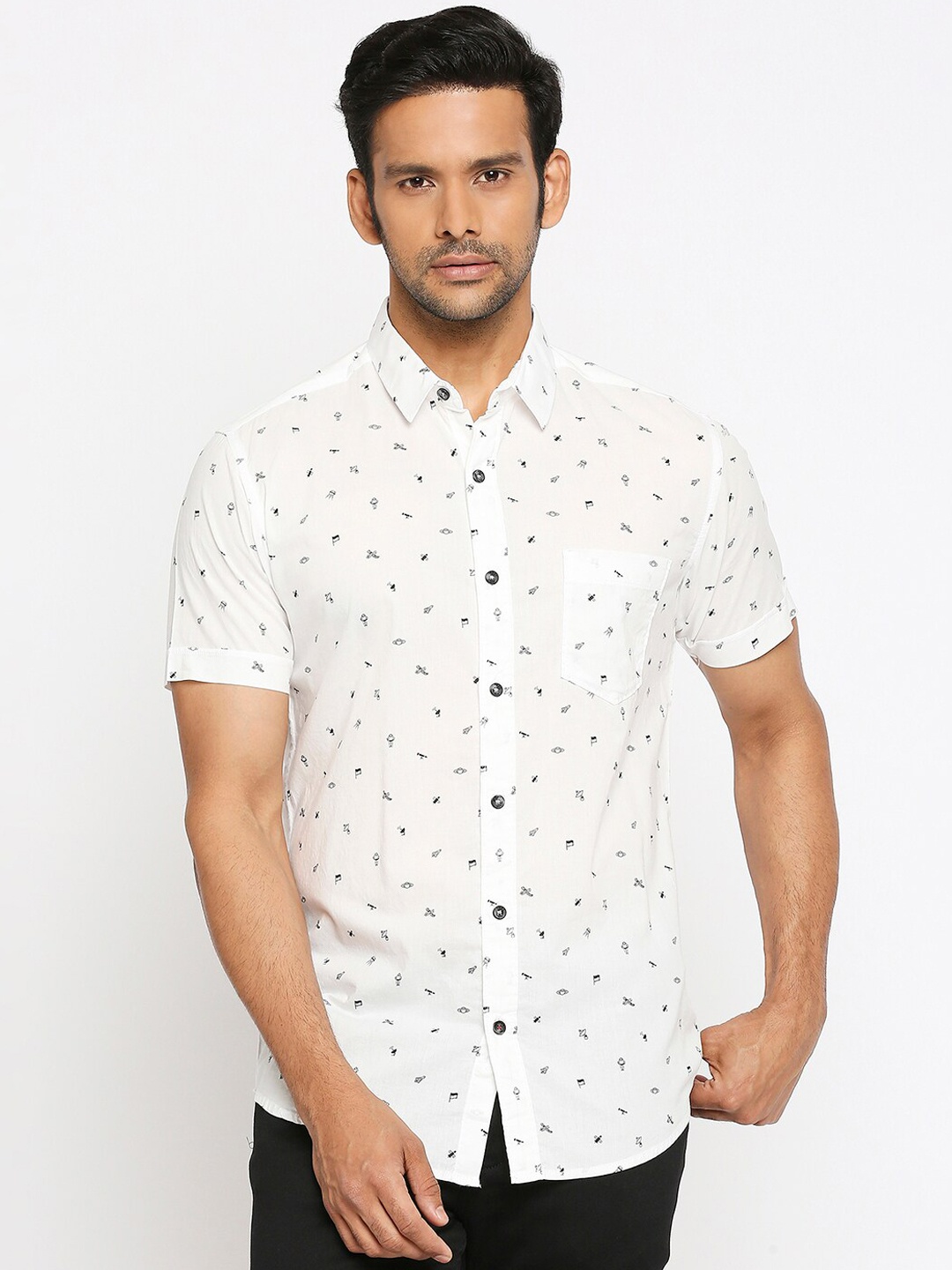 

Mufti Men White Slim Fit Printed Casual Shirt