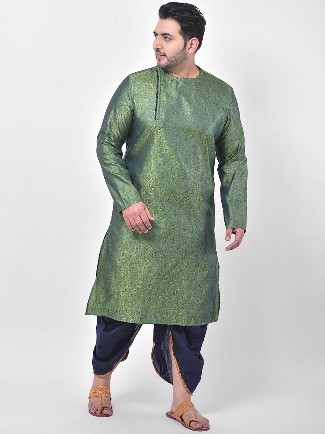 

DEYANN PLUS Men Olive Green Silk Kurta
